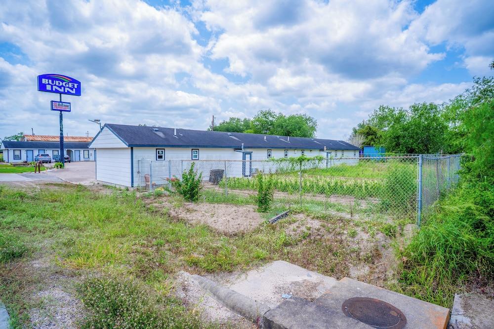 OYO Budget Inn Falfurrias Hwy 281 photo 30