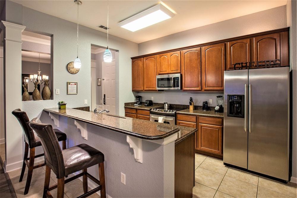 Vista Cay Resort by Millenium at Universal Blvd photo 22