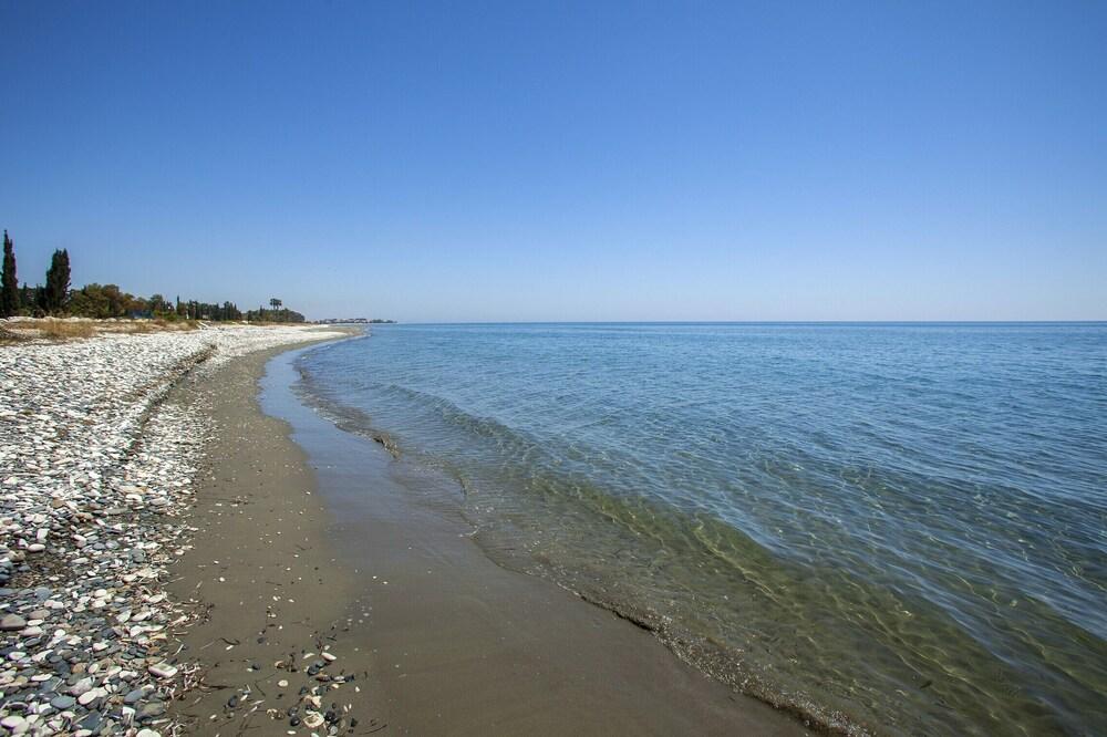 East Hampton House Resort photo 91