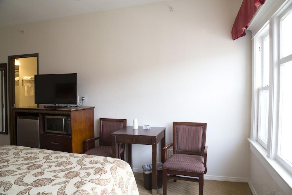 Harborview Inn & Suites San Diego Harbor photo 11