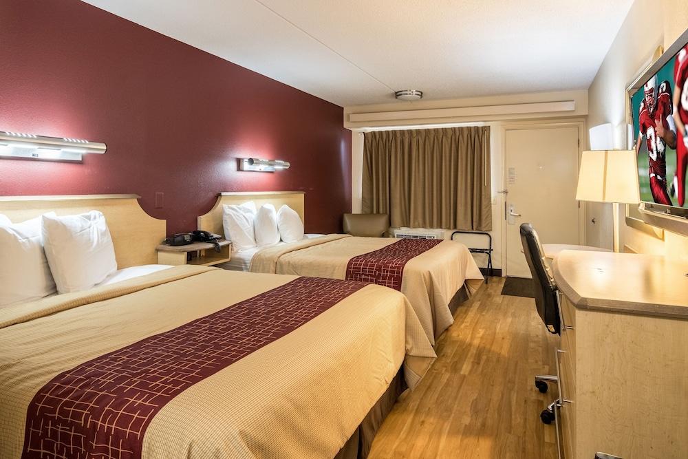 Red Oak Inn Detroit Metro Airport - Belleville photo 6