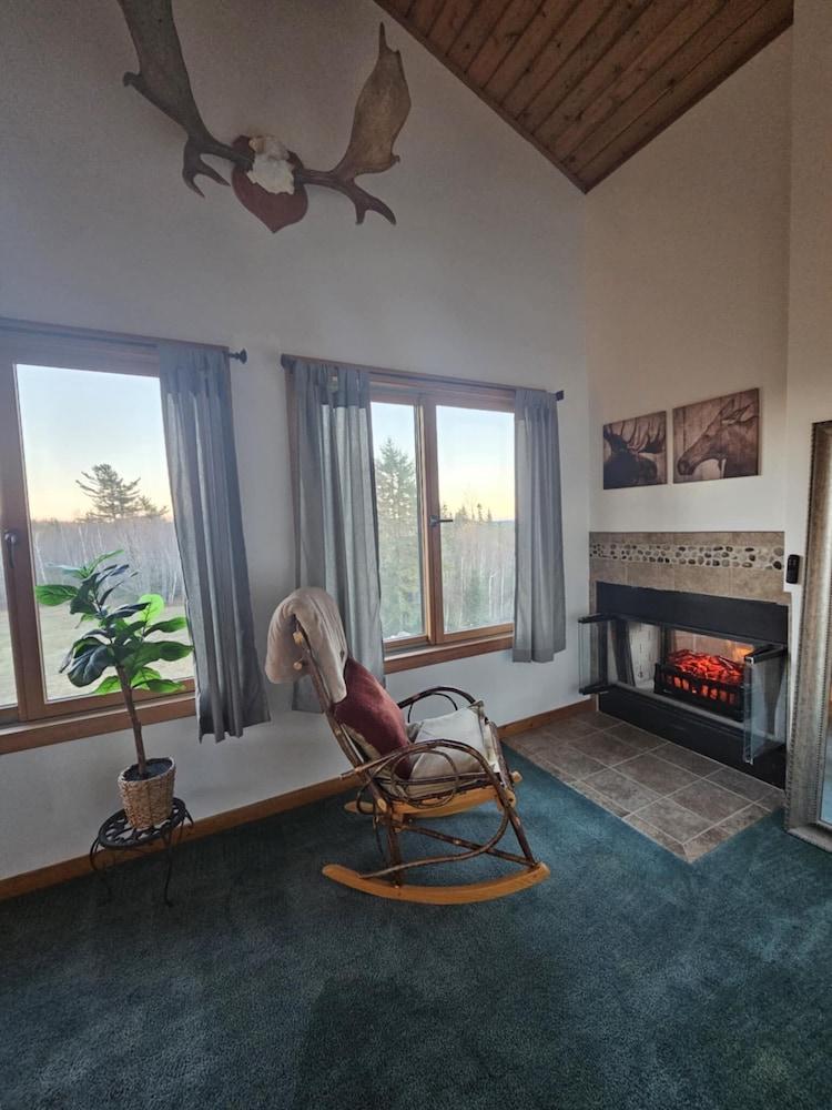 Bear Mountain Lodge photo 7