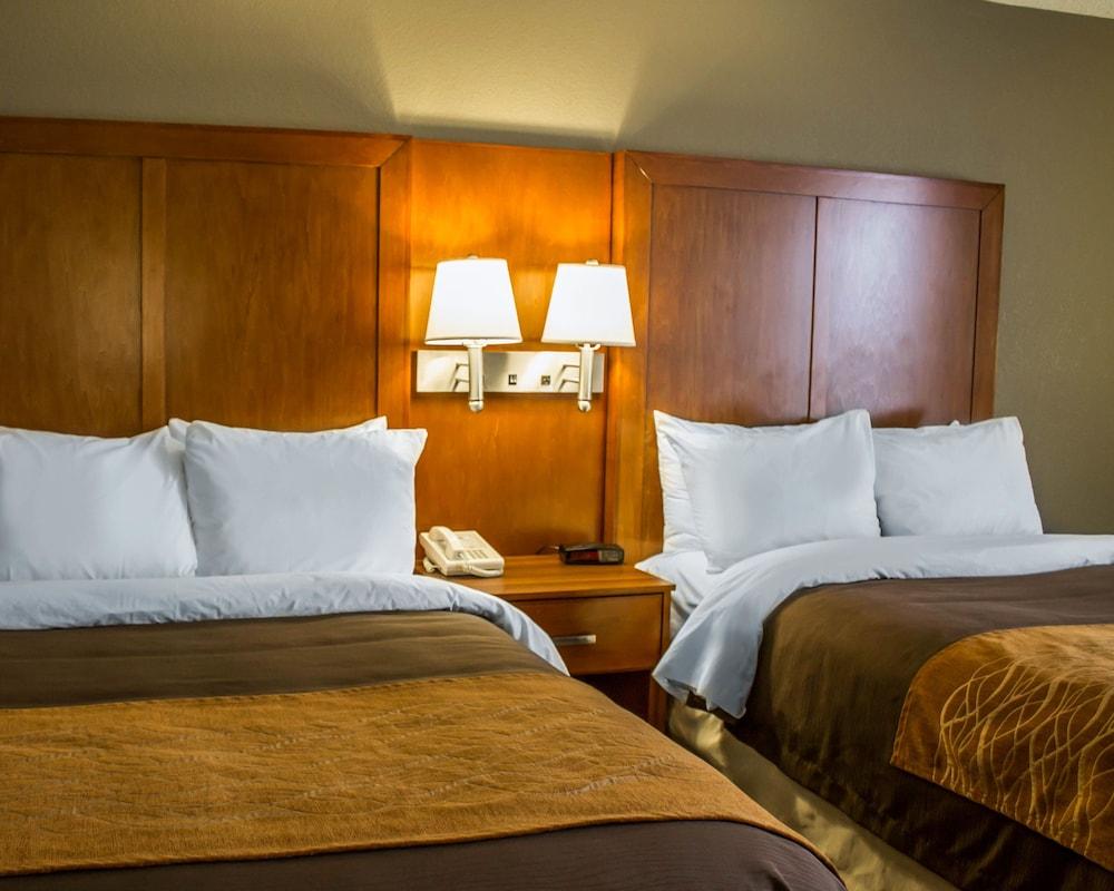 Comfort Inn Alliance photo 31