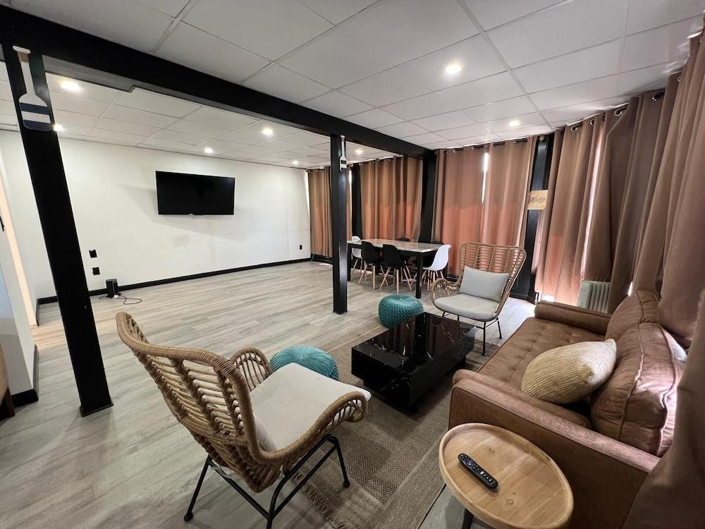 Harborside Suites photo 34