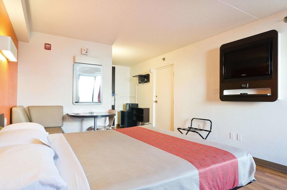 Motel 6 Springfield, VA - Washington DC Southwest photo 13
