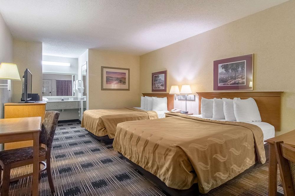 Quality Inn Oakwood - Gainesville photo 12