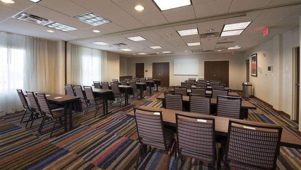 Fairfield Inn & Suites Lynchburg Liberty University photo 27