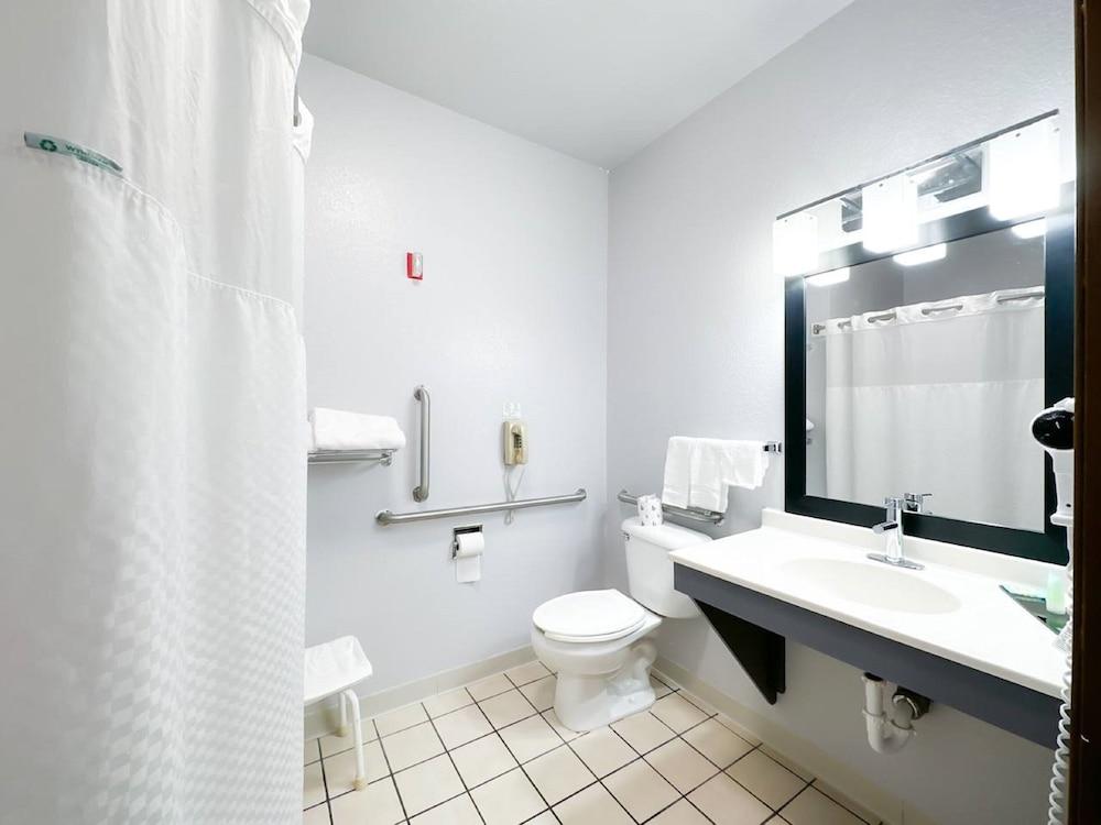 North Town Inn & Suites photo 7