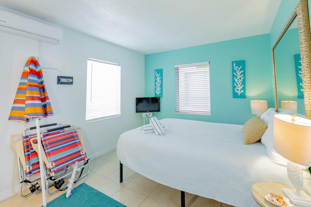 Cabanas of Treasure Island photo 61