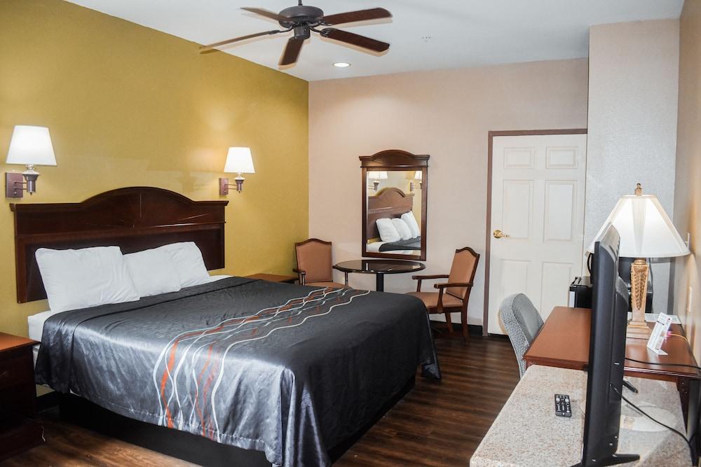 Americas Best Value Inn La Porte photo 18