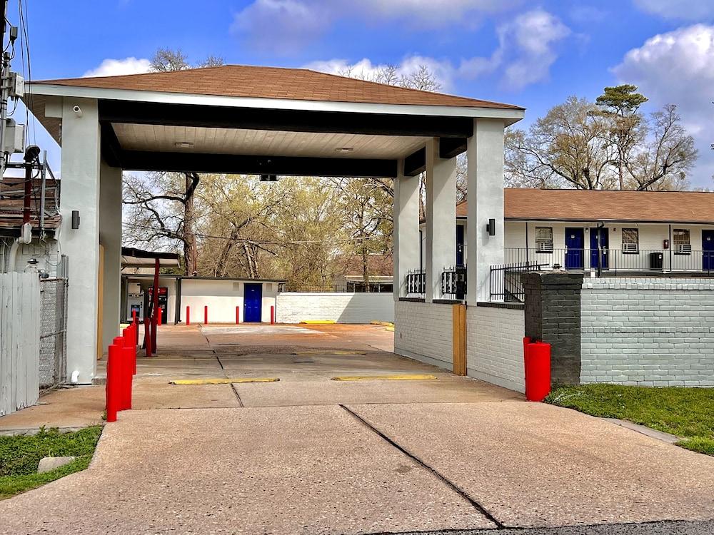 Orbit Inn - Houston Homestead/Tidwell photo 5