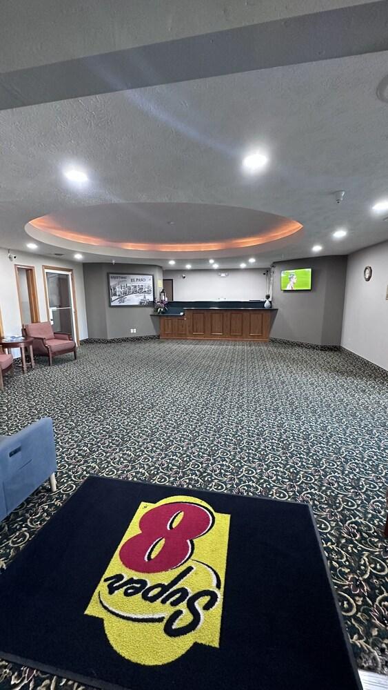 Burgundy Inn & Suites By OYO El Paso photo 6