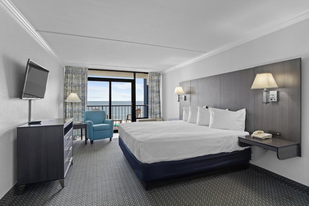 Grande Shores Ocean Resort photo 15