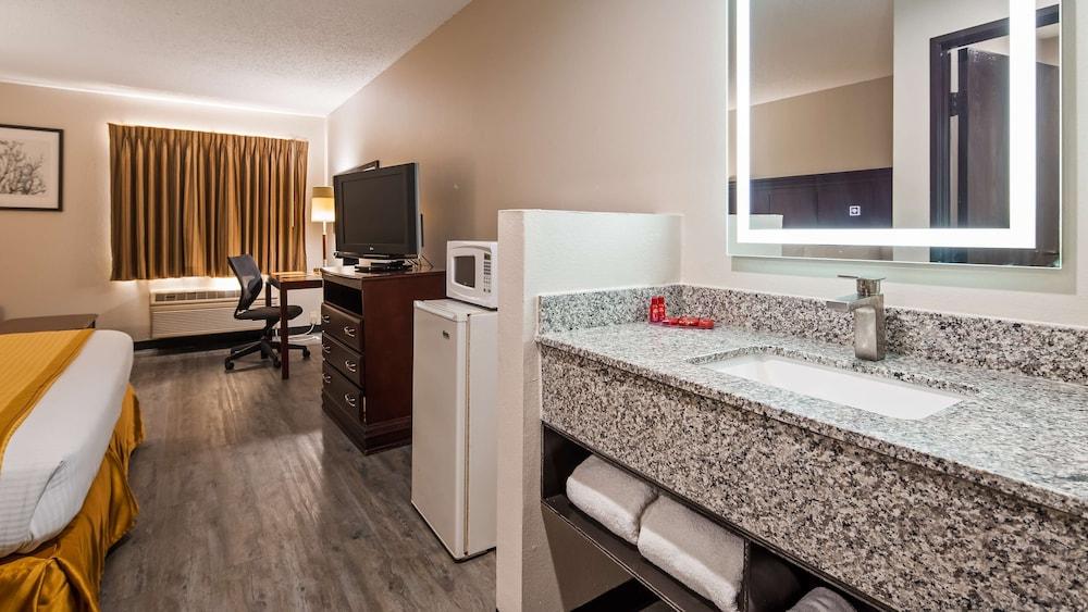 SureStay Hotel by Best Western Orange photo 12