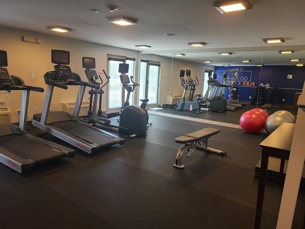 Holiday Inn Express & Suites Ft. Lauderdale N - Exec Airport by IHG photo 34