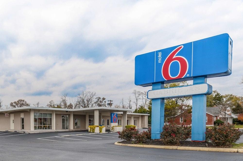 Motel 6 Winchester, VA photo 1