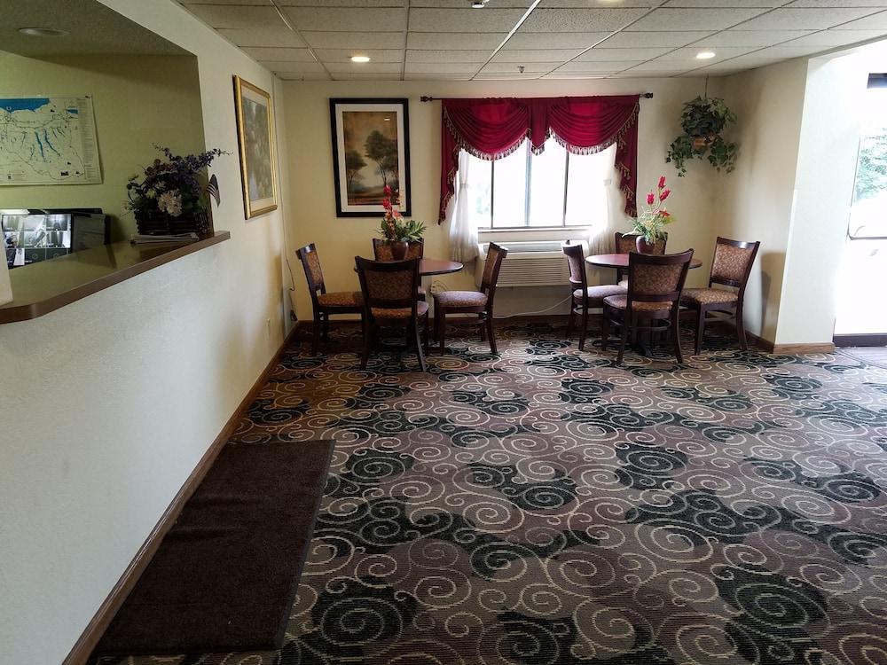 Auburn Inn photo 26