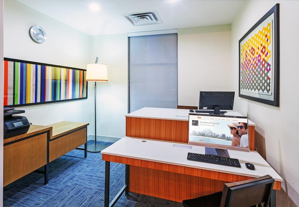 Holiday Inn Express Hotel & Suites PORT ARTHUR by IHG photo 19