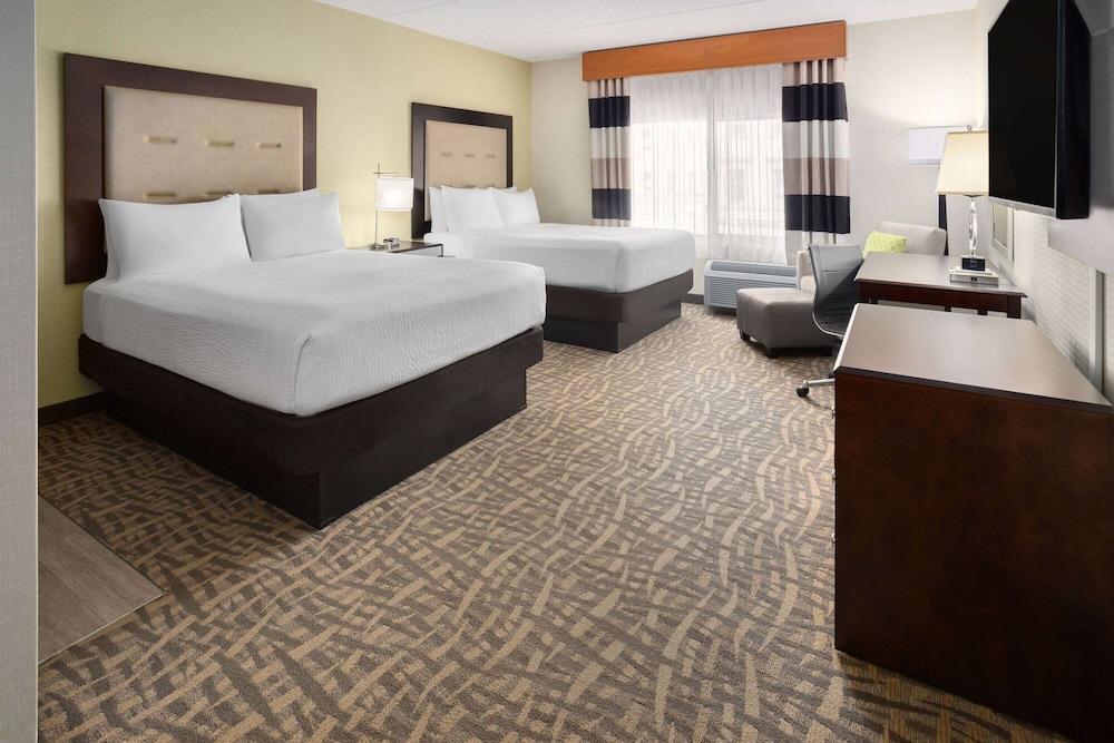 Wyndham Garden Buffalo Downtown photo 40
