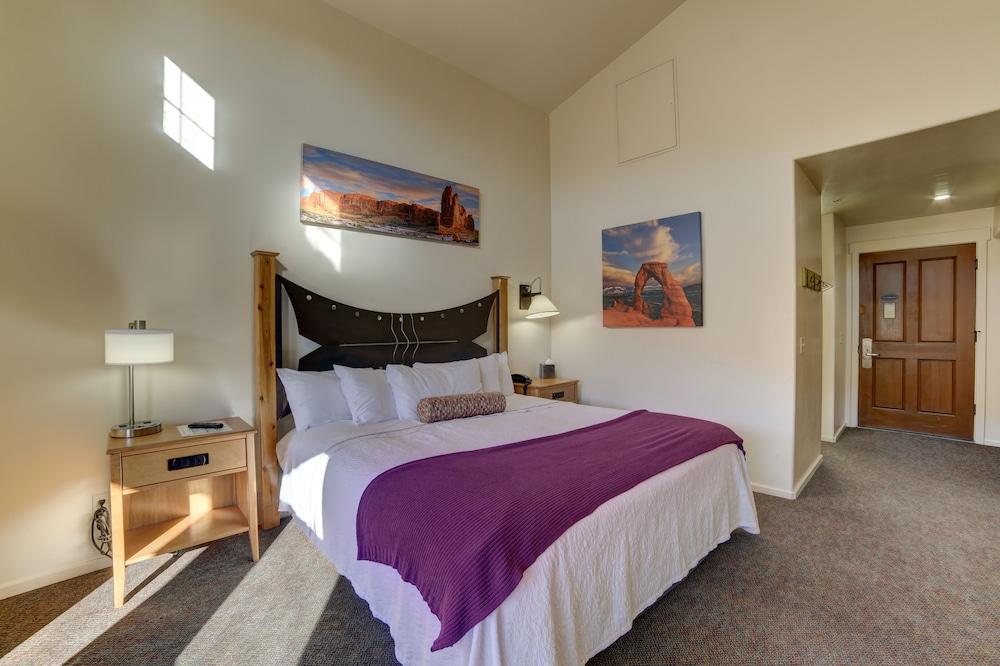 The Gonzo Inn photo 4