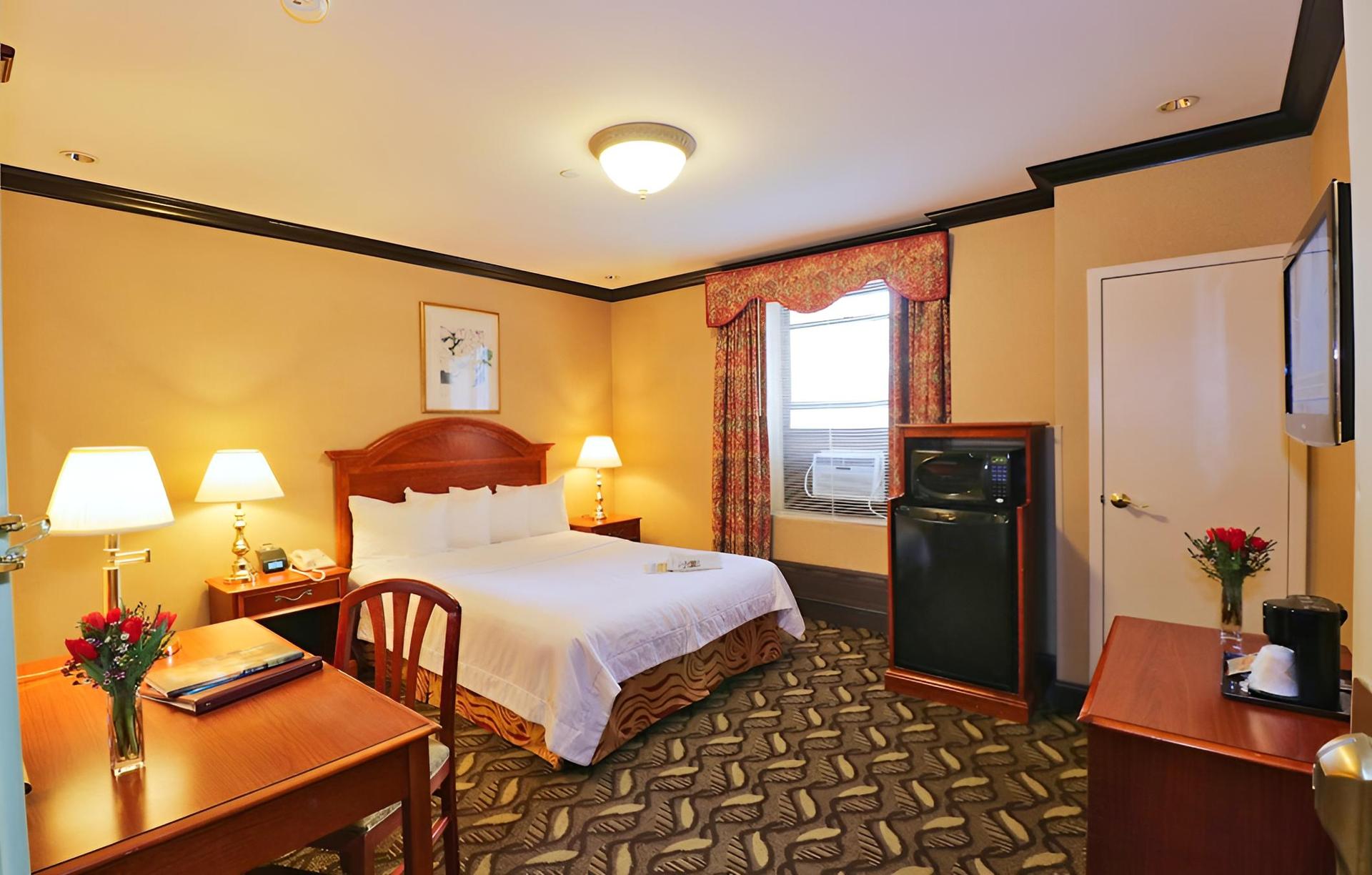 Hotel Newton photo 1