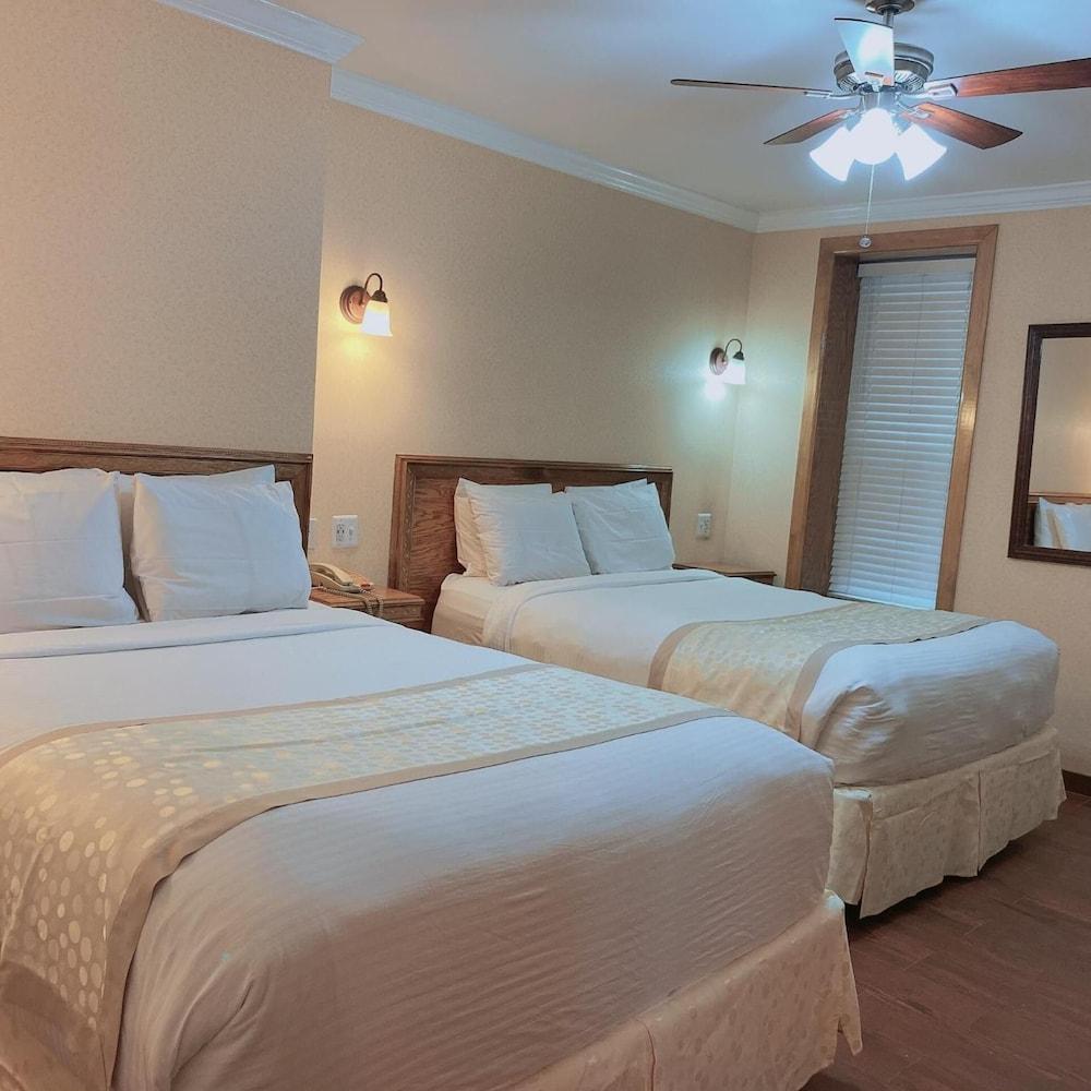 District Hotel photo 19