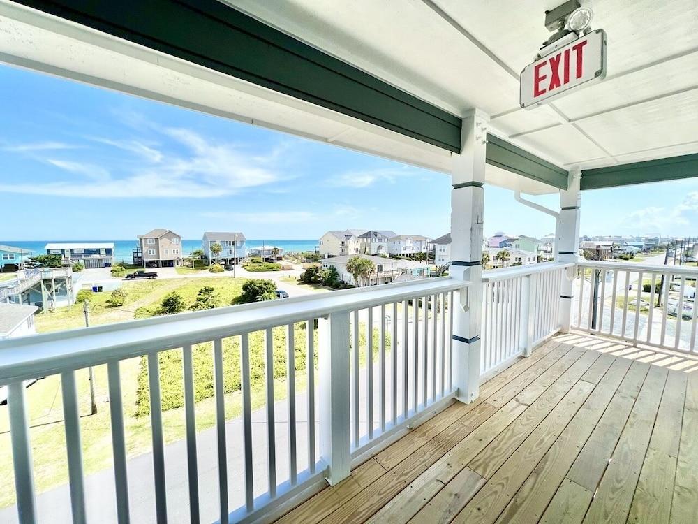 Saltwater Suites photo 80