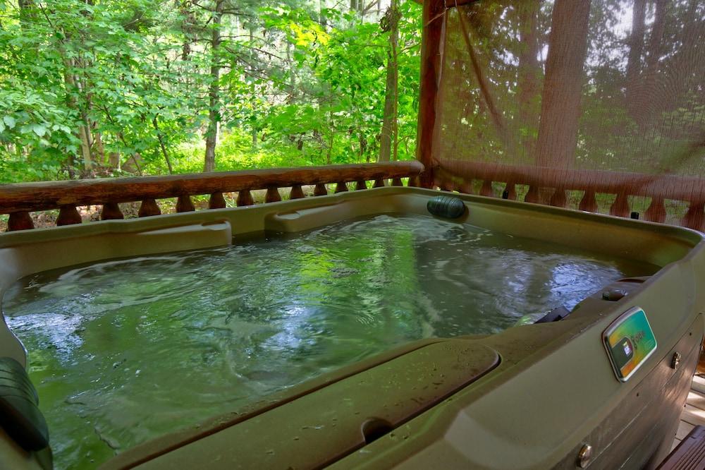 Cricket Hill Lodge & Cabins photo 6