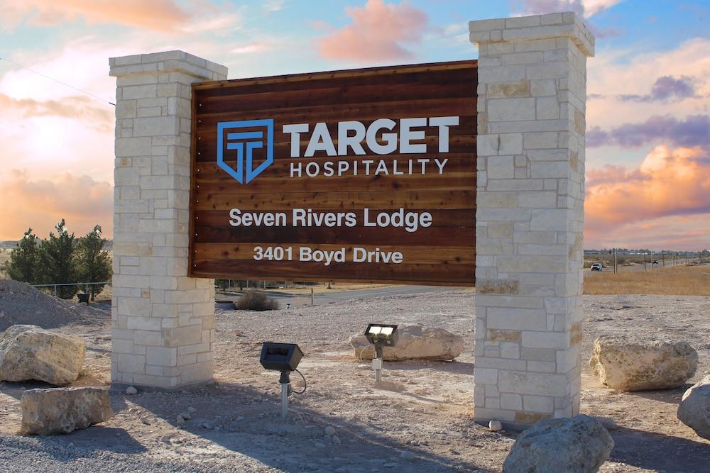Target Hospitality-Seven Rivers Lodge Carlsbad photo 52