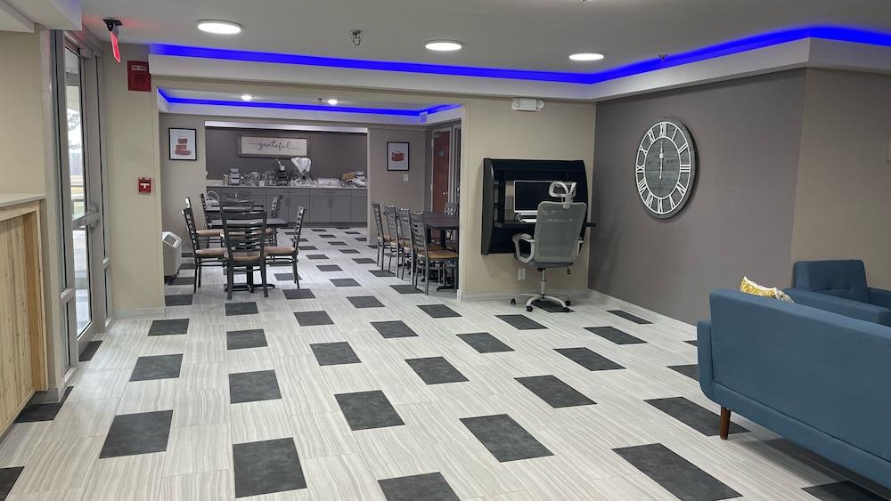 Econo Lodge Rockford Casino Area photo 2