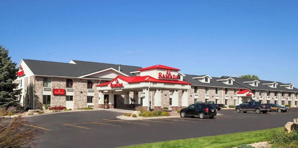Ramada by Wyndham Wisconsin Dells photo 17