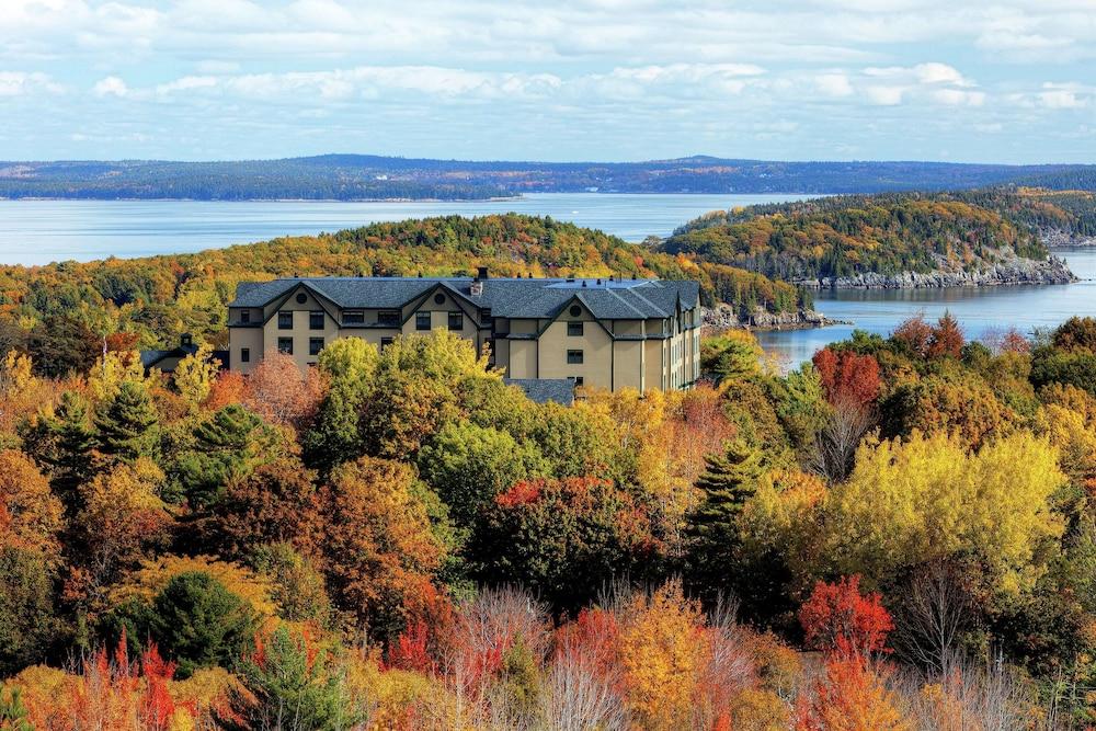 Hampton by Hilton Bar Harbor photo 1