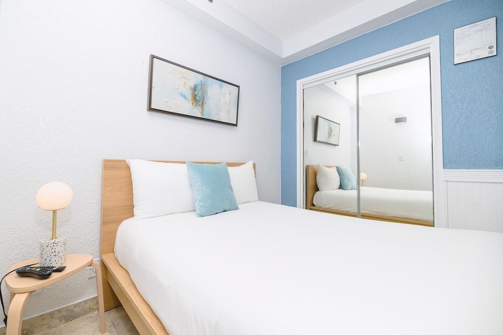 SeaStays Apartments photo 43