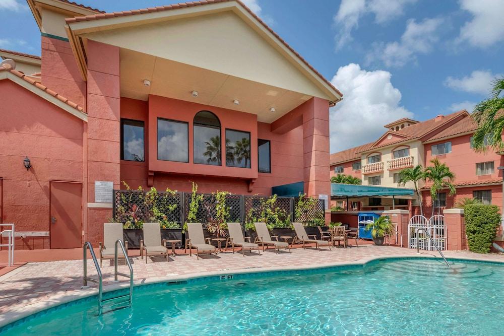 Best Western Plus Palm Beach Gardens Hotel & Ste & Conf Ctr photo 43