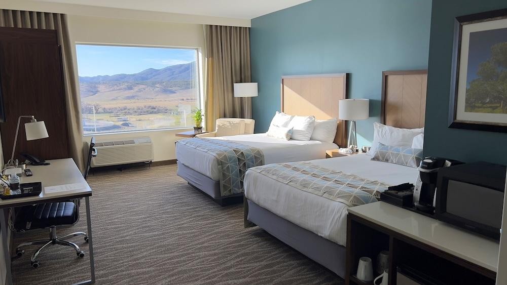 Cahuilla Casino Hotel photo 14