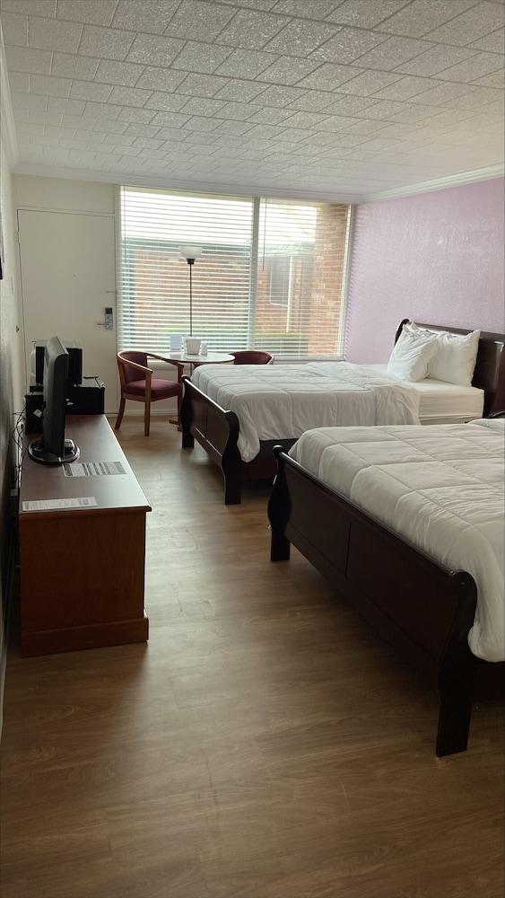 Ramada by Wyndham Butler/Tesla Biohealing Resort photo 37