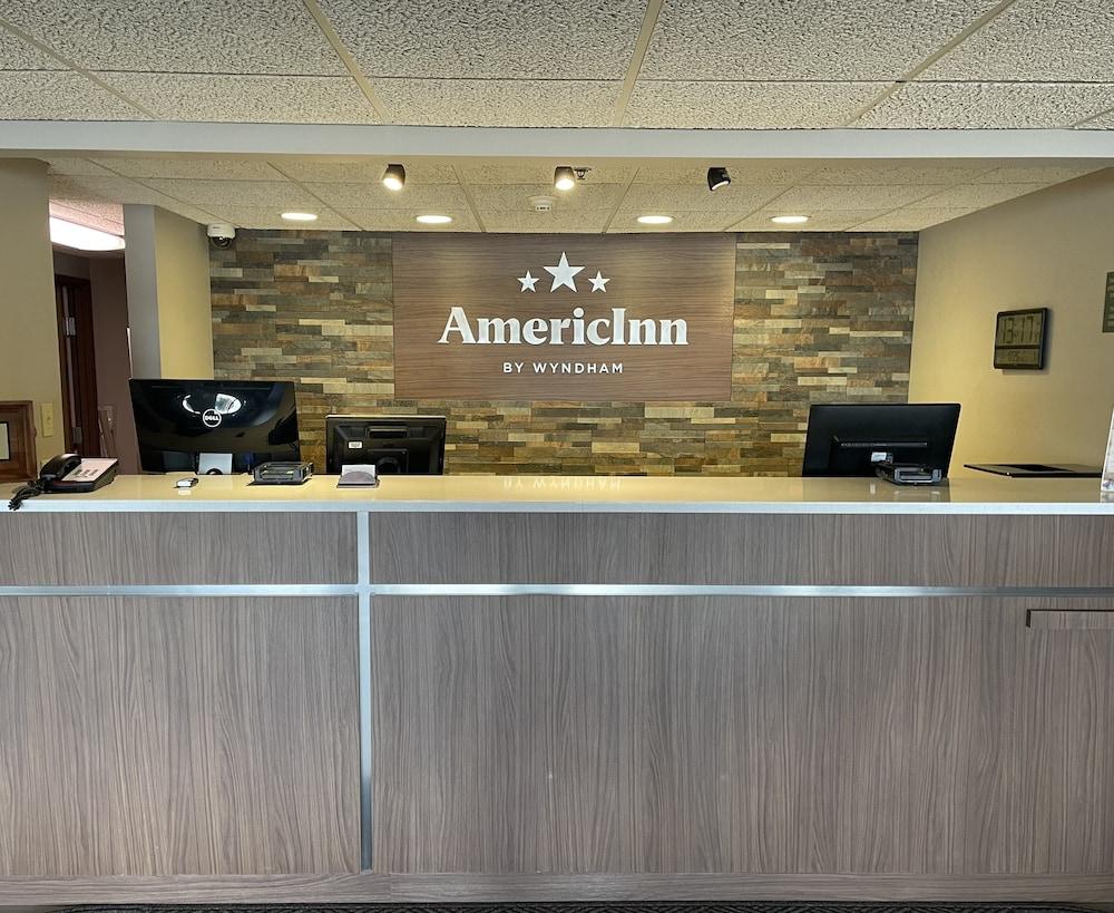 AmericInn by Wyndham Valley City - Conference Center photo 4
