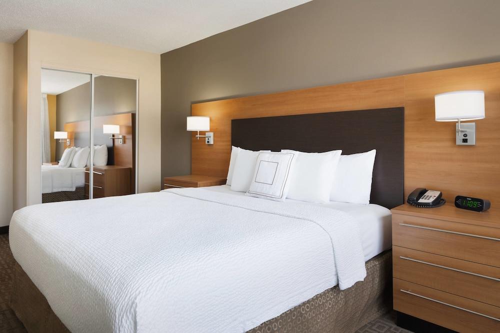 TownePlace Suites Chicago Naperville photo 7