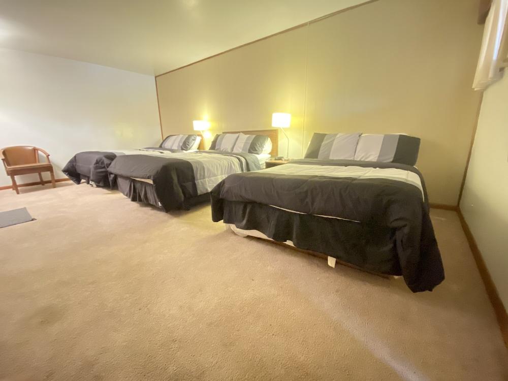 Duffer Motel photo 24