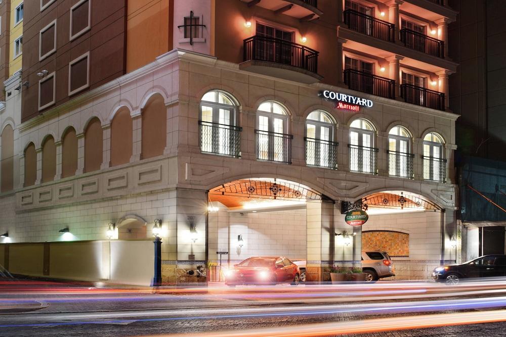 Courtyard Marriott Riverwalk photo 30