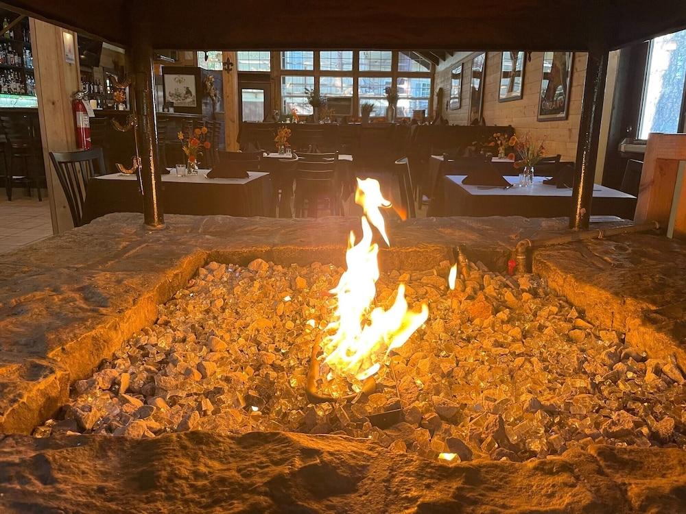 Shasta Inn photo 10
