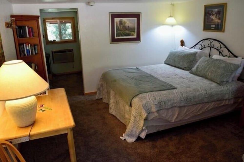 Reflections Inn photo 51