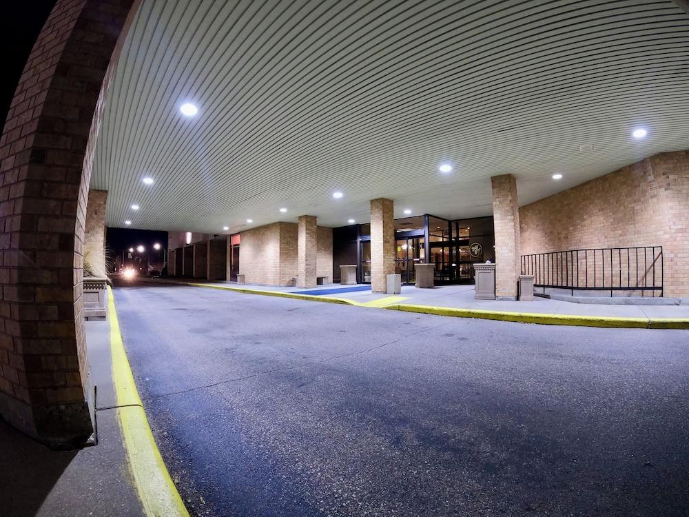 Hotel Mead Resorts & Conventions Center photo 13