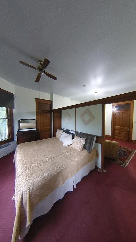 Edwardian Inn photo 19