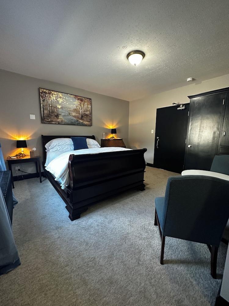Silverton Mountain Manor photo 4