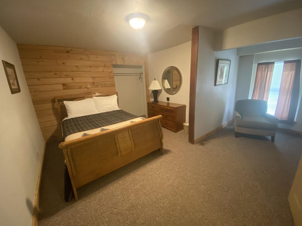 Foggy Mountain Lodge photo 56