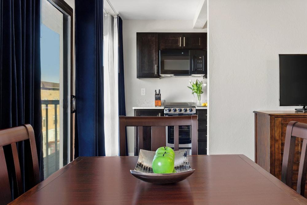 Suites At Fishermans Wharf photo 15