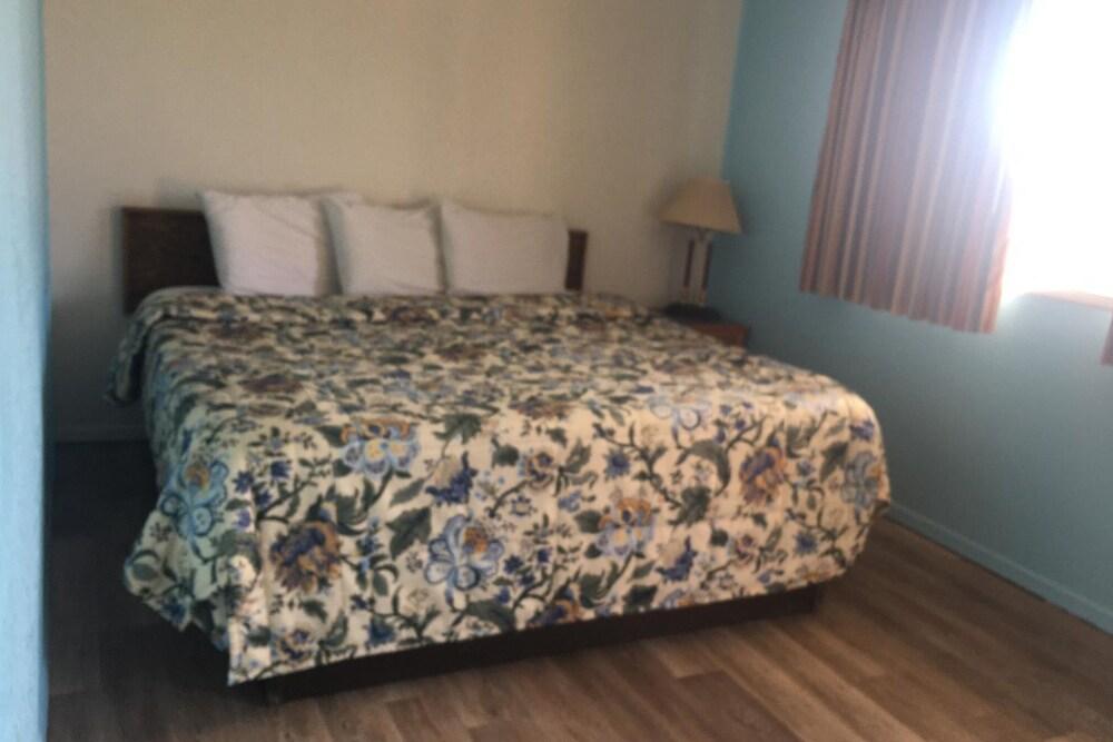 Economy Inn Eldorado photo 18