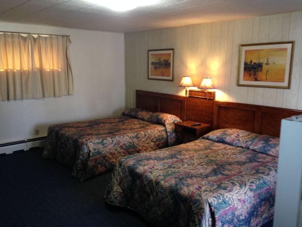 Chateau Motor Lodge photo 18