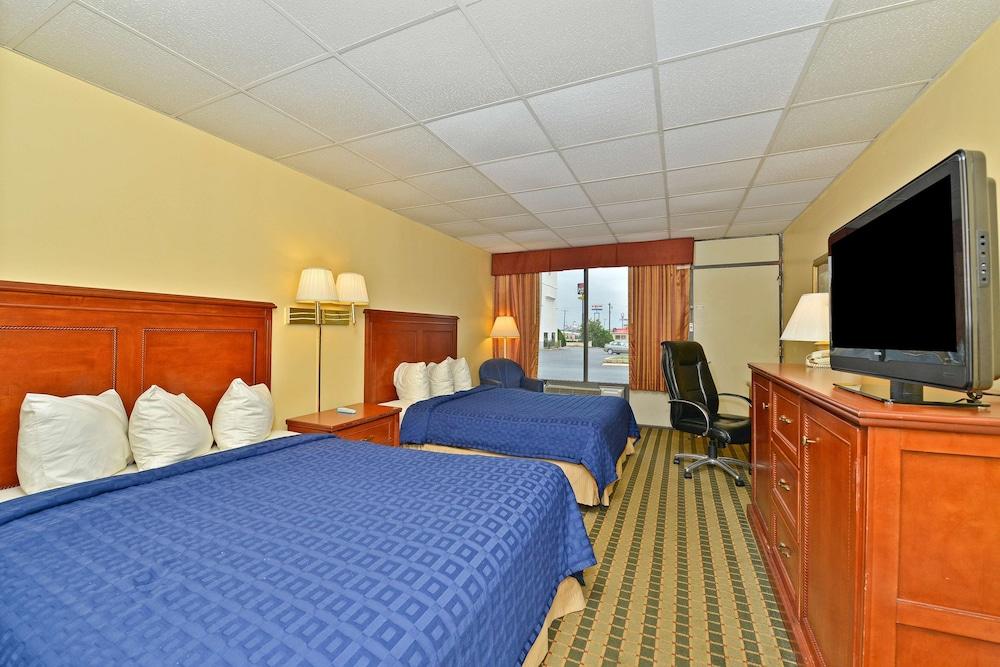 Americas Best Value Inn Hillsboro photo 16